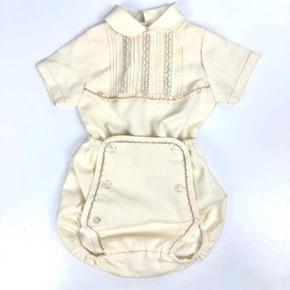 VINTAGE 1970s Baby Sz 6 Months Ivory Cottage Button Classic Bobby Suit One Piece - Picture 1 of 10